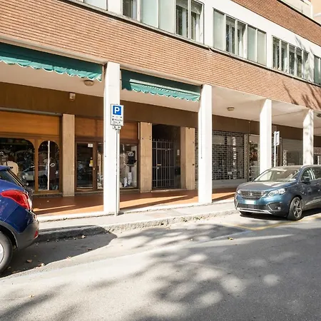 Giardini Margherita Monolocale Con Balcone Lägenhet