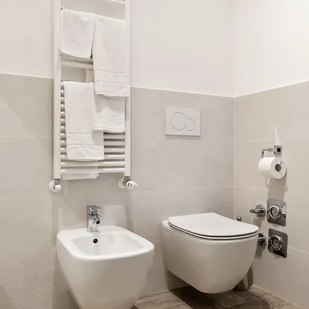 Giardini Margherita Monolocale Con Balcone