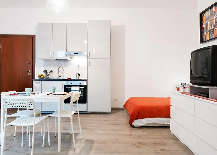 Giardini Margherita Monolocale Con Balcone *