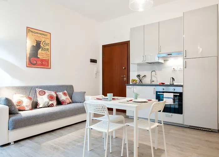 Giardini Margherita Monolocale Con Balcone *