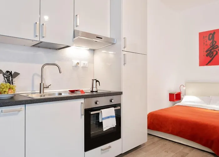 Giardini Margherita Monolocale Con Balcone * Boloňa