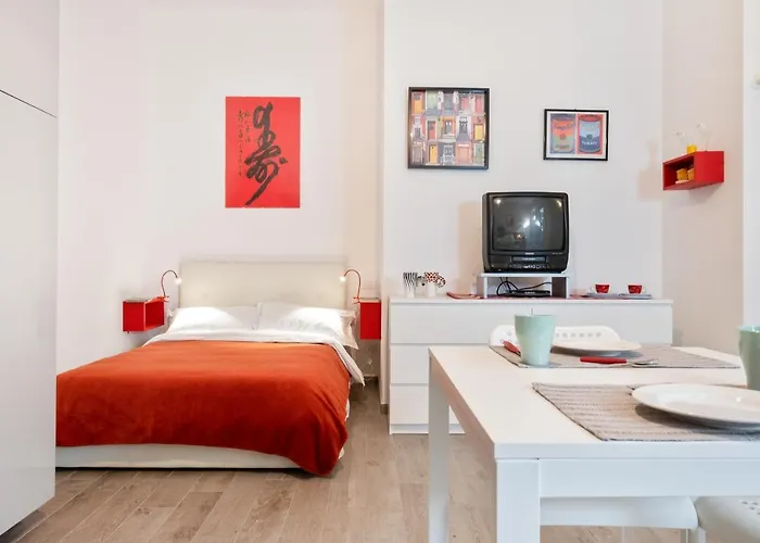 Giardini Margherita Monolocale Con Balcone 볼로냐